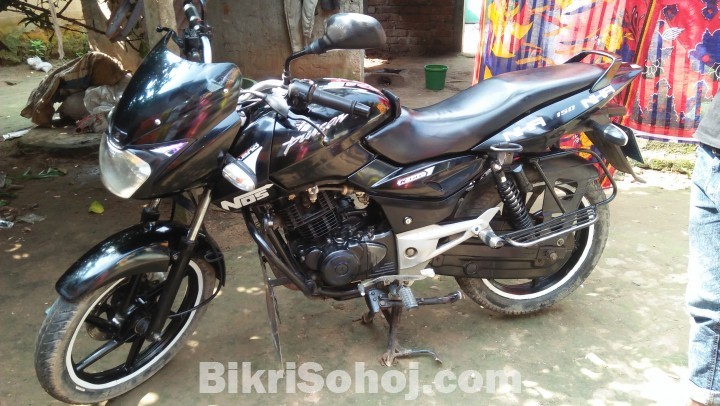 Bajaj pulsar ১৫০